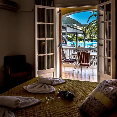 Apartmanhotel Garden Village Alikész